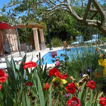 B&B Villa Les Tamaris Régusse Zewnętrze zdjęcie
