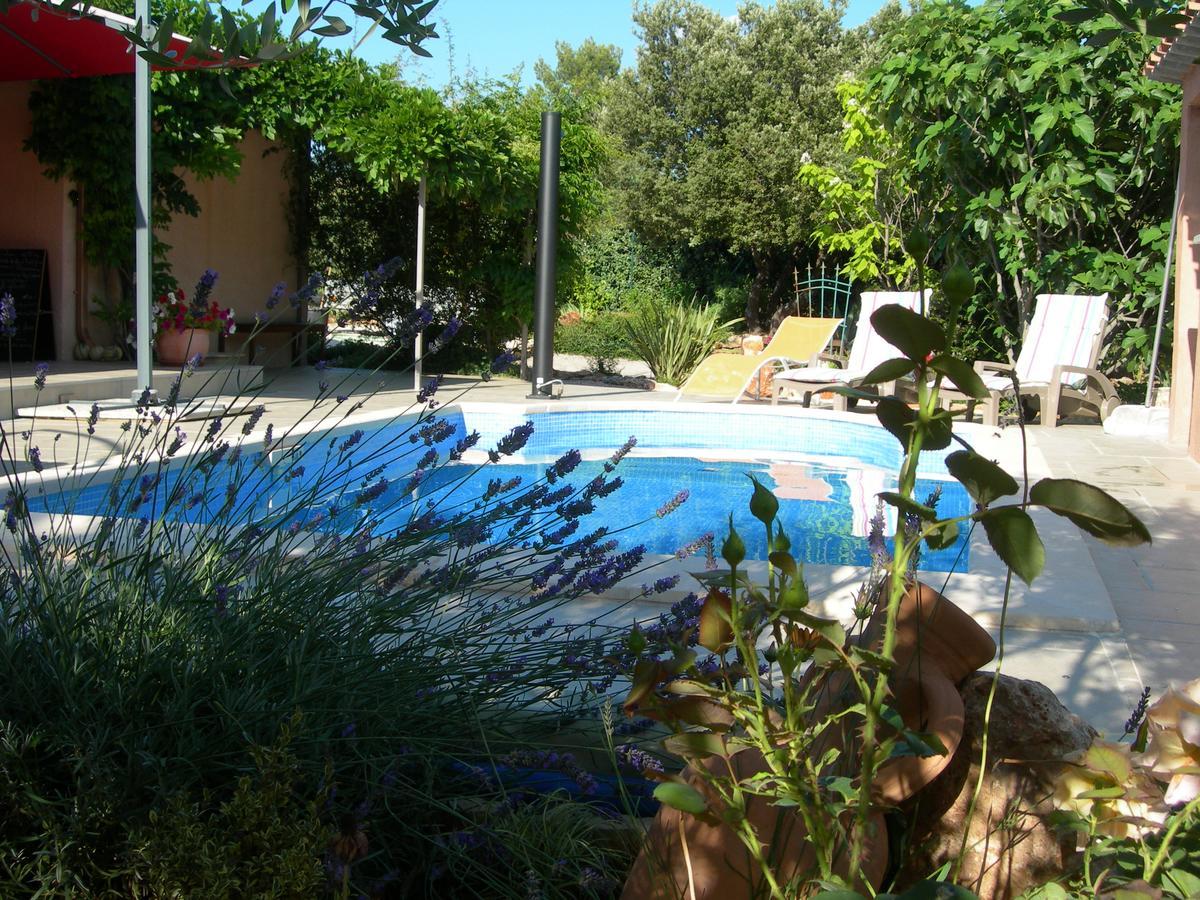B&B Villa Les Tamaris Régusse Zewnętrze zdjęcie